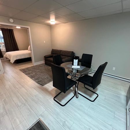 Le Centre-Ville Rouyn Exteriör bild